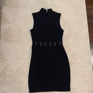 H&M bodycon ring dress
worn once 
size 4